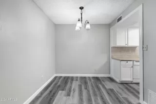 Photo #6: 6748777 Listing 