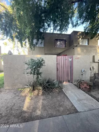 Photo #1: 6748834 Listing