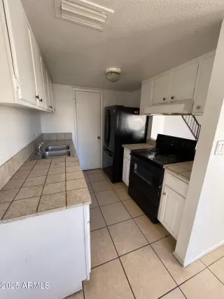 Photo #5: 6748889 Listing 