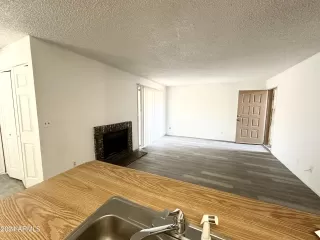 Photo #4: 6748914 Listing