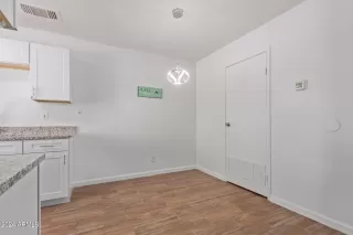 Photo #3: 6748994 Listing