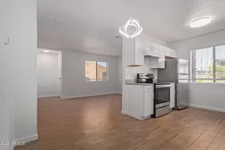 Photo #5: 6748994 Listing