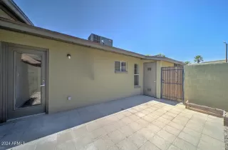 Photo #5: 6749063 Listing