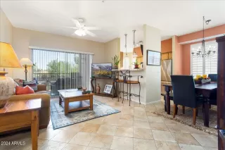 Photo #2: 6749305 Listing