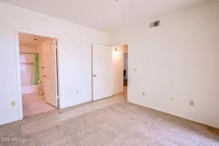 Photo #4: 6749685 Listing 