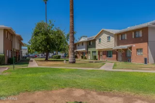 Photo #2: 6750047 Listing 