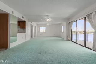 Photo #3: 6750245 Listing