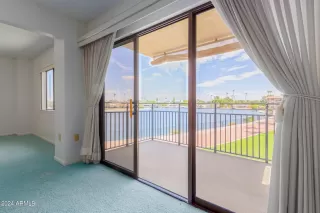 Photo #4: 6750245 Listing