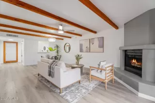 Photo #2: 6750305 Listing