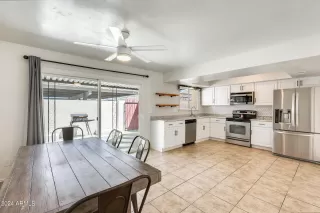 Photo #2: 6750337 Listing 