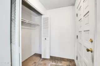 Photo #3: 6750340 Listing