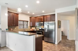 Photo #2: 6750490 Listing