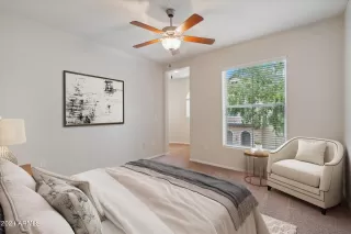 Photo #4: 6750650 Listing