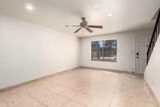 Photo #4: 6750687 Listing