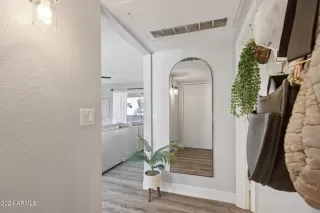 Photo #2: 6750817 Listing