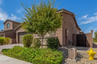 Photo #3: 6751017 Listing