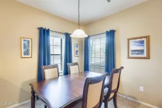 Photo #6: 6751058 Listing