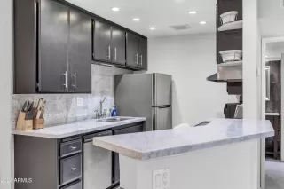 Photo #2: 6751065 Listing 