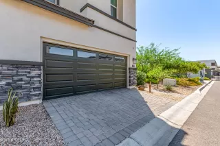 Photo #5: 6751178 Listing 