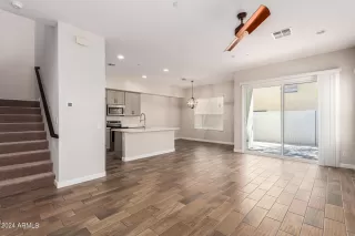 Photo #6: 6751178 Listing 