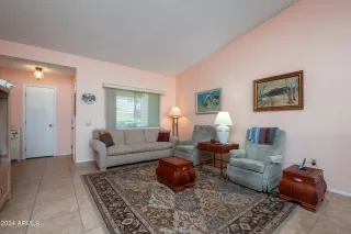 Photo #6: 6751311 Listing