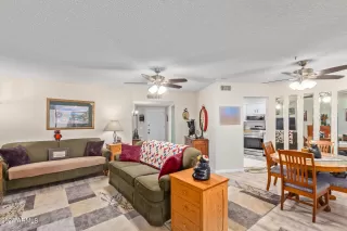 Photo #6: 6751326 Listing 