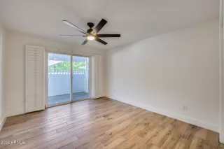 Photo #6: 6751401 Listing 