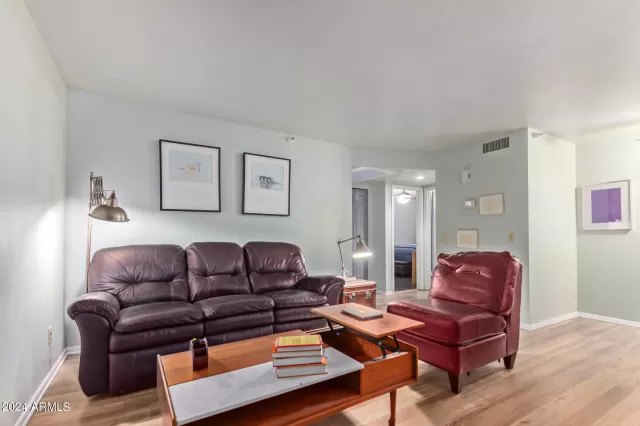 MLS: 6751555 Condo For Sale