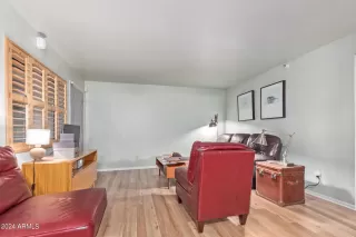 Photo #4: 6751555 Listing