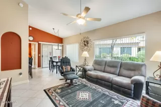 Photo #1: 6751577 Listing 