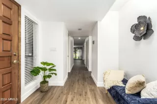 Photo #4: 6751641 Listing