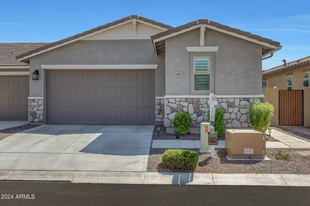 MLS: 6751670 Condo For Sale