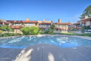 Photo #2: 6752011 Listing 