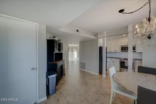 Photo #5: 6752011 Listing 