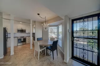 Photo #6: 6752011 Listing 