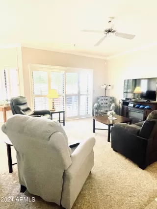 Photo #5: 6752091 Listing