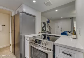 Photo #3: 6752121 Listing 