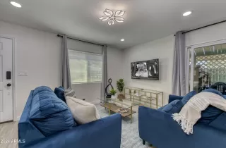 Photo #6: 6752121 Listing 