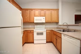 Photo #2: 6752660 Listing