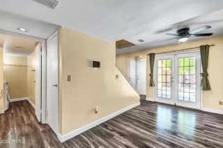 Photo #4: 6752737 Listing