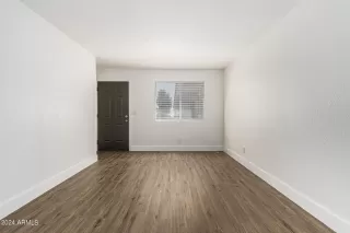 Photo #2: 6752854 Listing