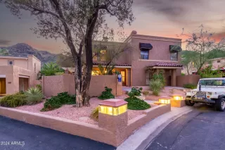 Photo #3: 6752902 Listing