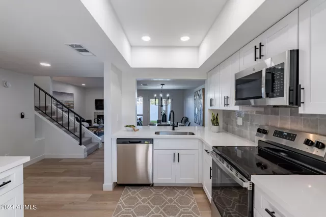 MLS: 6753040 Condo For Sale