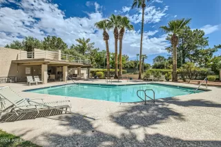 Photo #4: 6753192 Listing