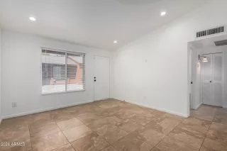 Photo #4: 6753258 Listing 