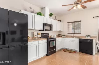 Photo #4: 6753477 Listing 