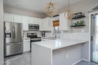 Photo #4: 6753603 Listing 