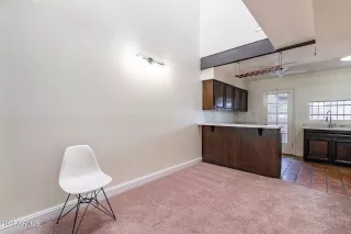 Photo #6: 6753653 Listing