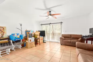 Photo #5: 6753803 Listing