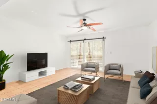 Photo #6: 6753803 Listing